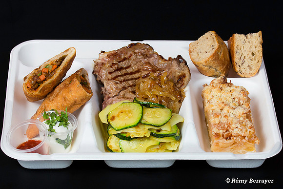 Repas sur plateau, restaurant Le Wagon