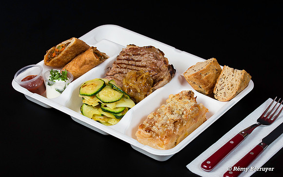 Repas sur plateau, restaurant Le Wagon
