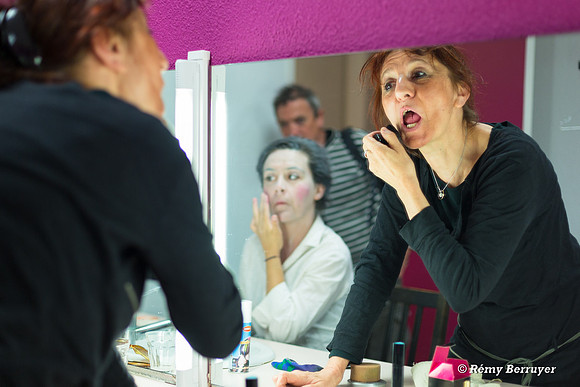 Spectacle Poussières